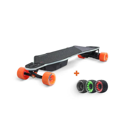 Exway Flex Pro V3 مثالي للتنقل اليومي ومغامرات نهاية الأسبوع — إضاءة ذكية تحافظ على سلامتك في كل رحلة.